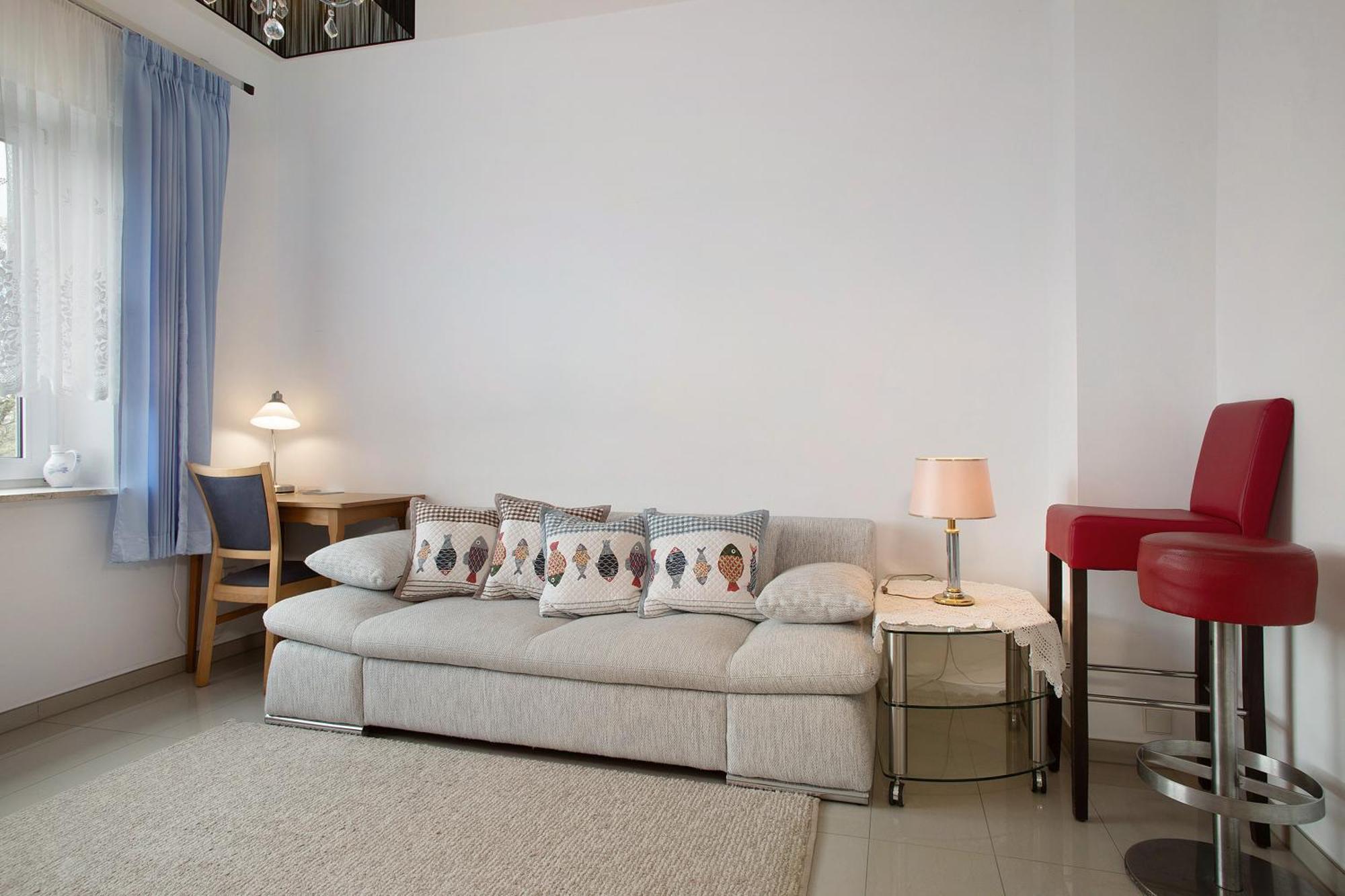 Thaicenter Bodensee 2 ฟรีดริชส์ฮาเฟน ภายนอก รูปภาพ